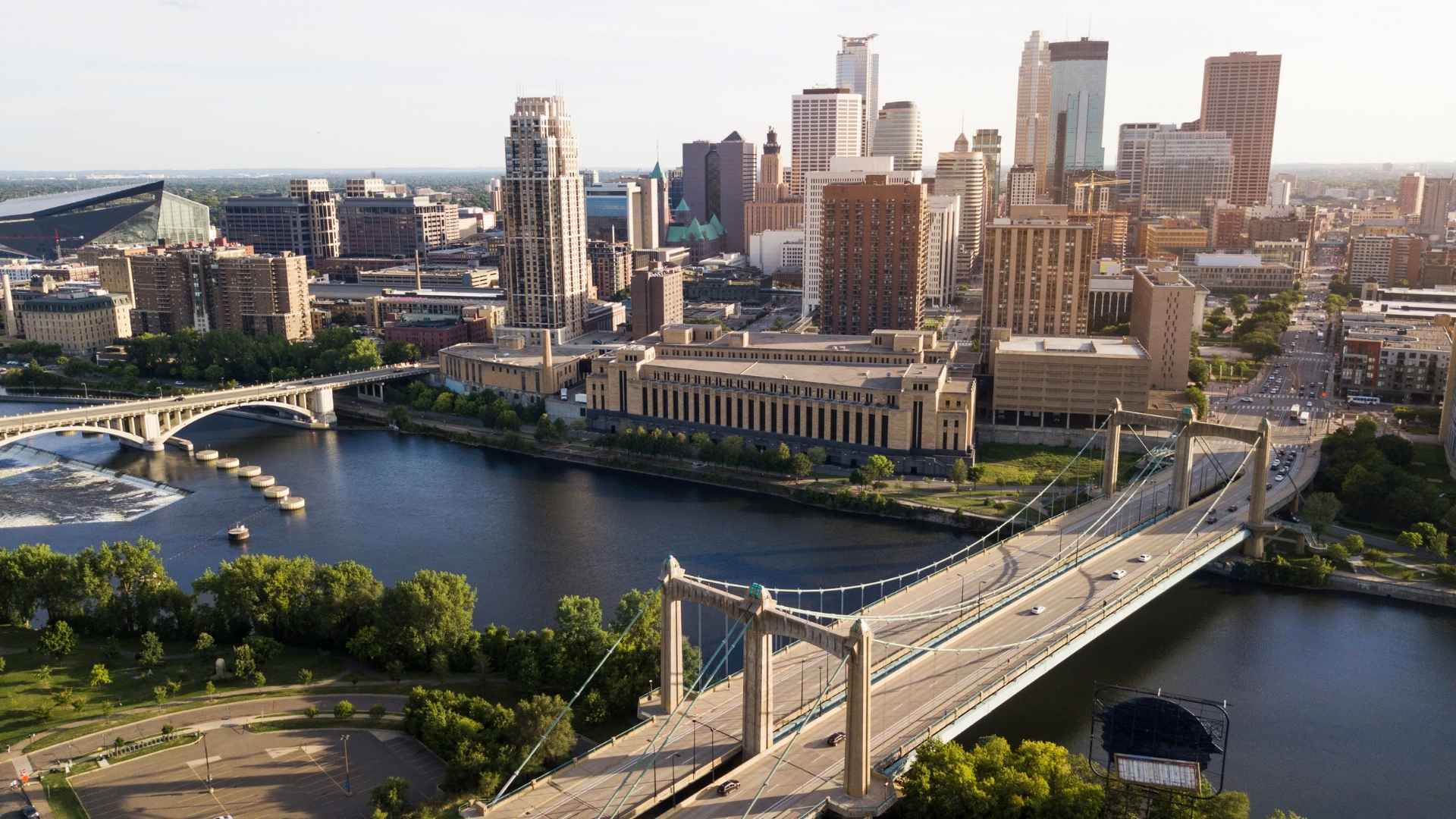 Mercato immobiliare USA: a marzo 2026 vendite in forte crescita, prezzi stabili e segnali di riequilibrio tra domanda e offerta.