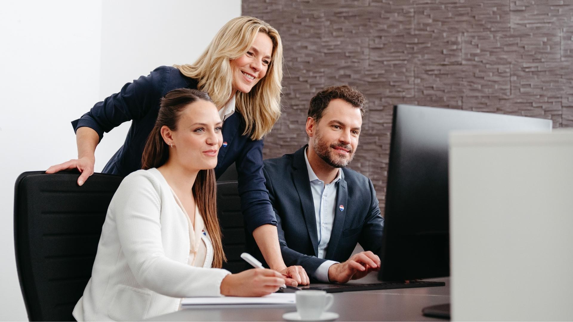 Visibilità, clic e recensioni crescono grazie all’AI di Uberall su Google e Apple, migliorando engagement e lead nel settore immobiliare.